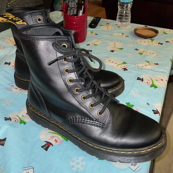 Doc Martens / Black / Brand New - Picture 4 of 7